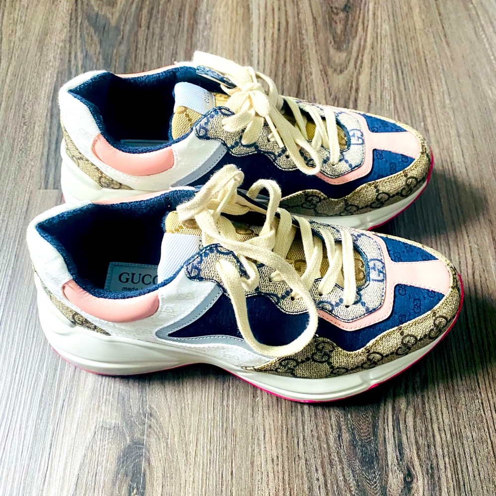 Gucci Rhyton shoes